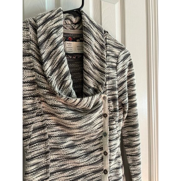 Anthropologie Saturday Sunday Sweater Wrap Style - Picture 2 of 3